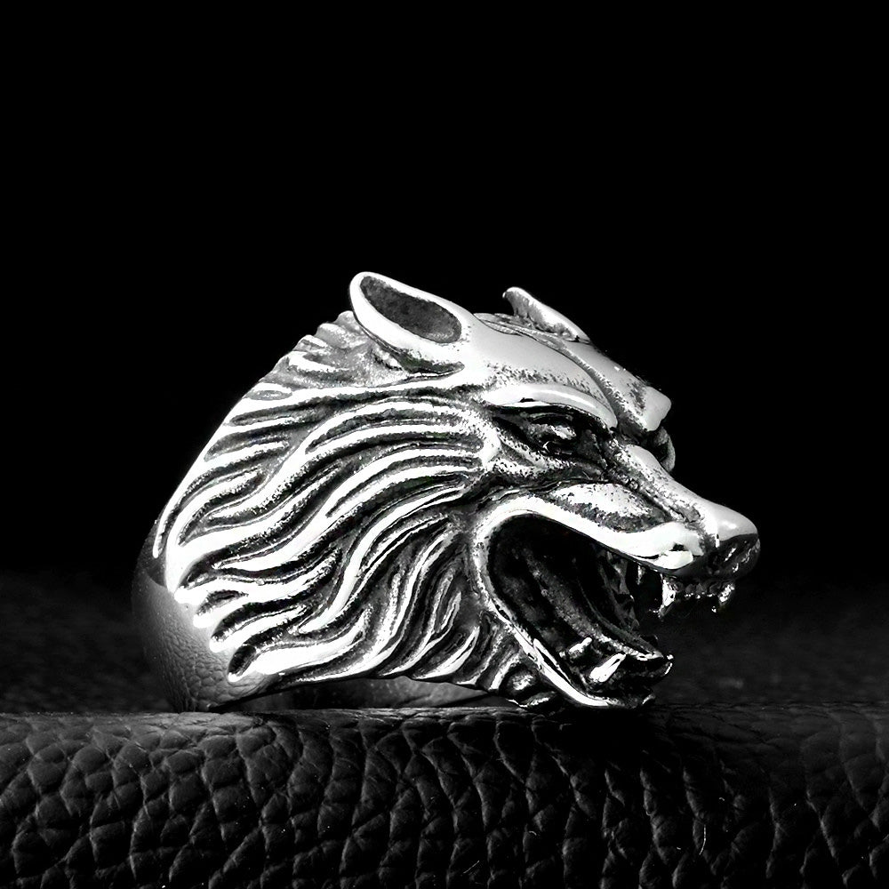 Nature Alternative Jewelry / Super Cool Wolf Rings / Stainless Steel Biker Ring