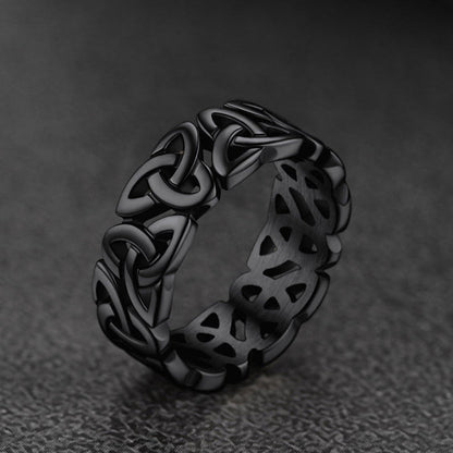 Irish Triquetra Celtic Knot Ring for