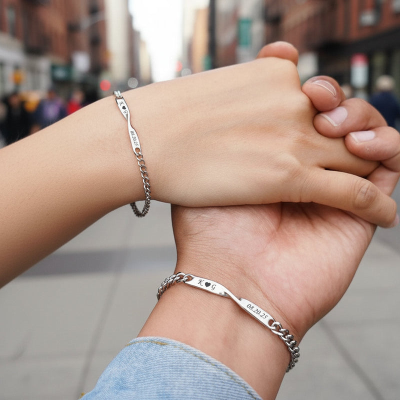 Custom Engraving Mobius Matching Link Bracelets for Couple