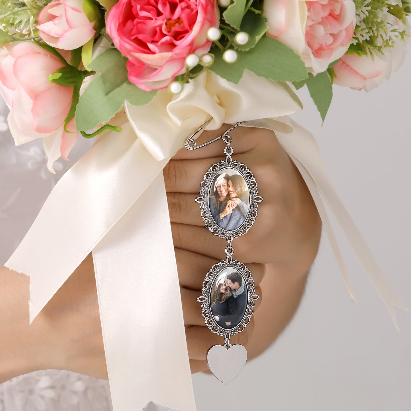 Customized Memorial Picture Charms Brooch Pins for Wedding