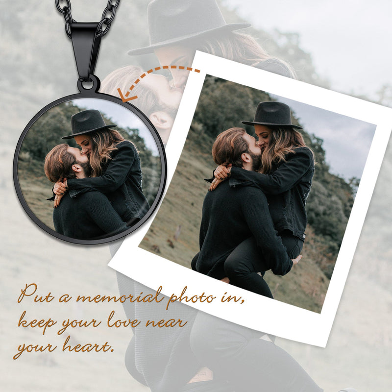 Customized Round Picture Necklace Memorial Gift for