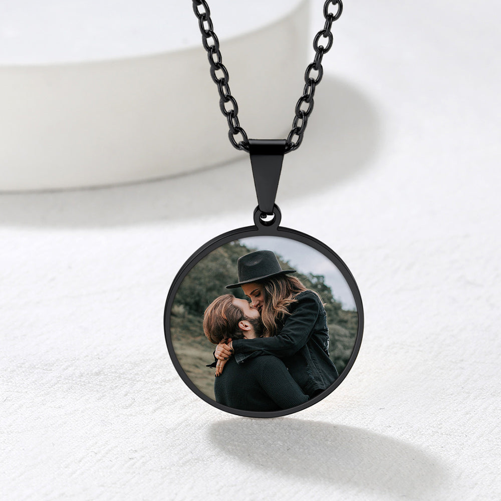 Customized Round Picture Necklace Memorial Gift for