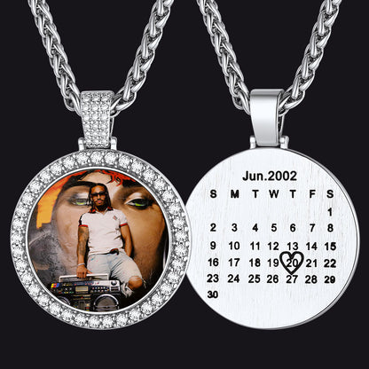 Customized Cz Picture Circle Chain Necklace With Calendar for
