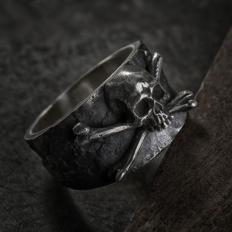 Crossbones Ring