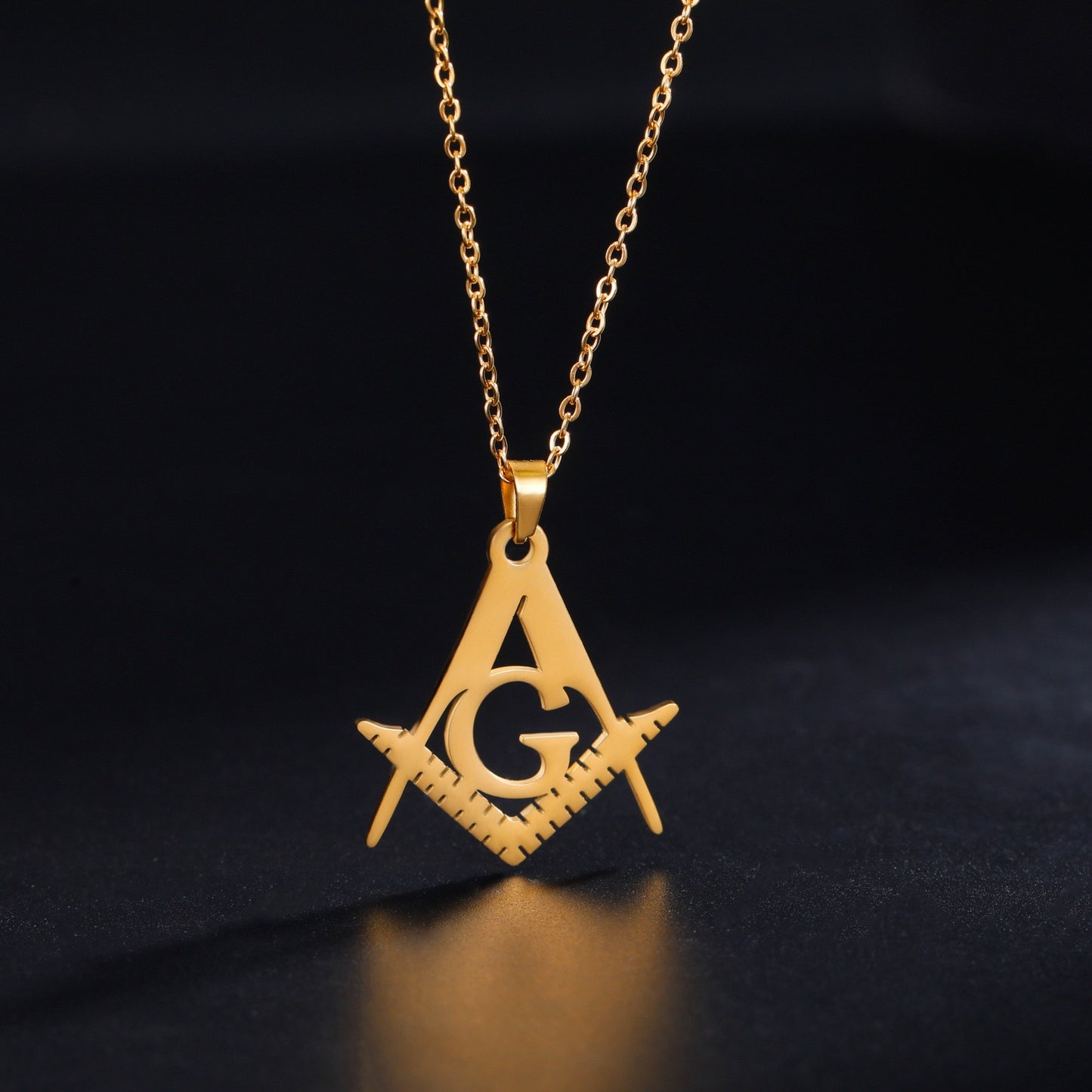 Classic Masonic Pendant Necklace for Freemason