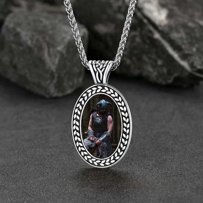 Oval Customized Photo Necklace With Picture for