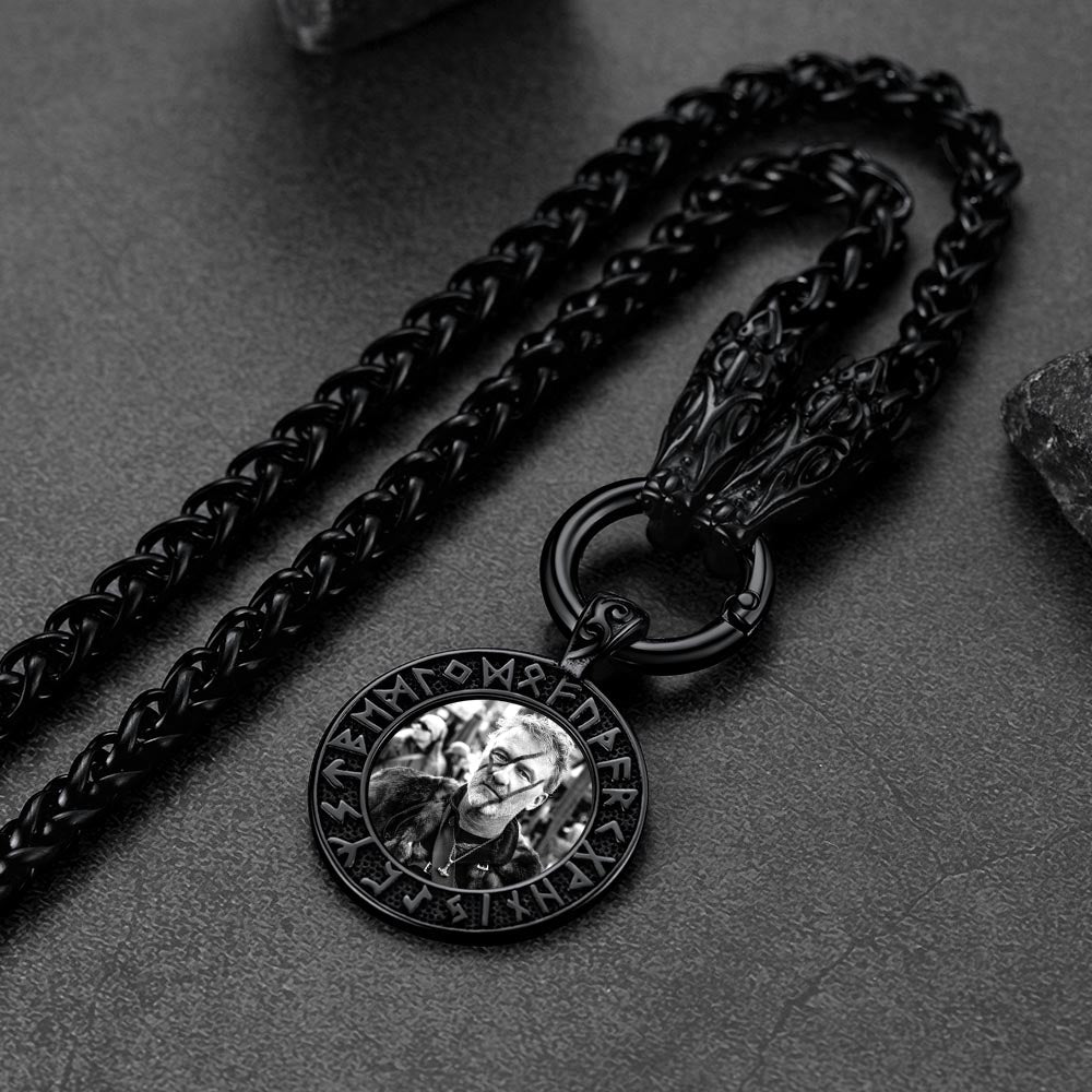 Personalized Viking Picture Necklace With Wolf King Chain