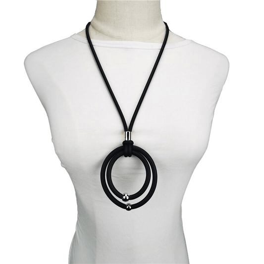 Black Round Pendant Necklaces With Alloy Beads / Accessories