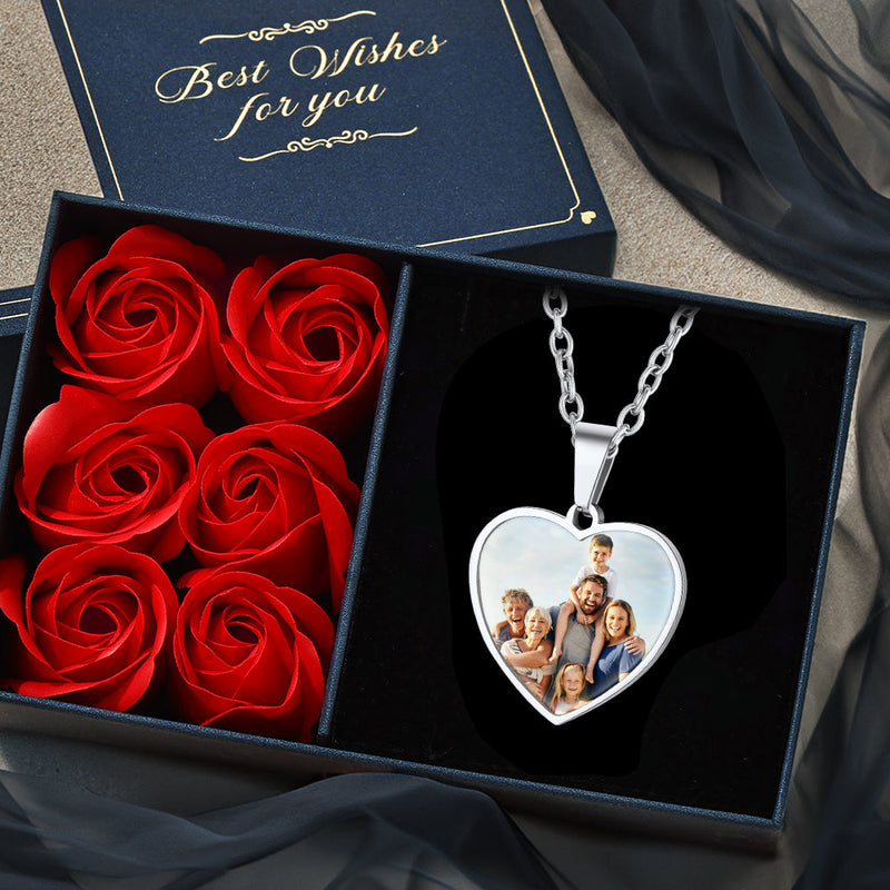 Customized Heart Photo Picture Necklace With Calendar for