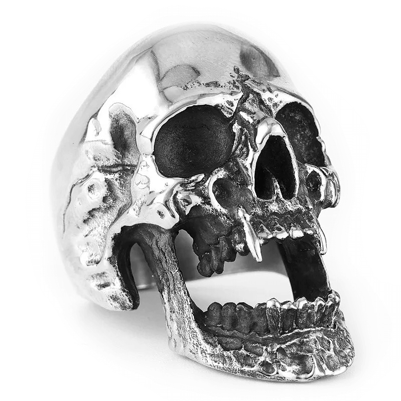Gothic Vampire Skull Ring / Stainless Steel Biker Accessories