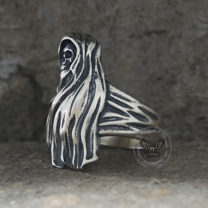 Gothic Cape Skull Sterling Silver Ring