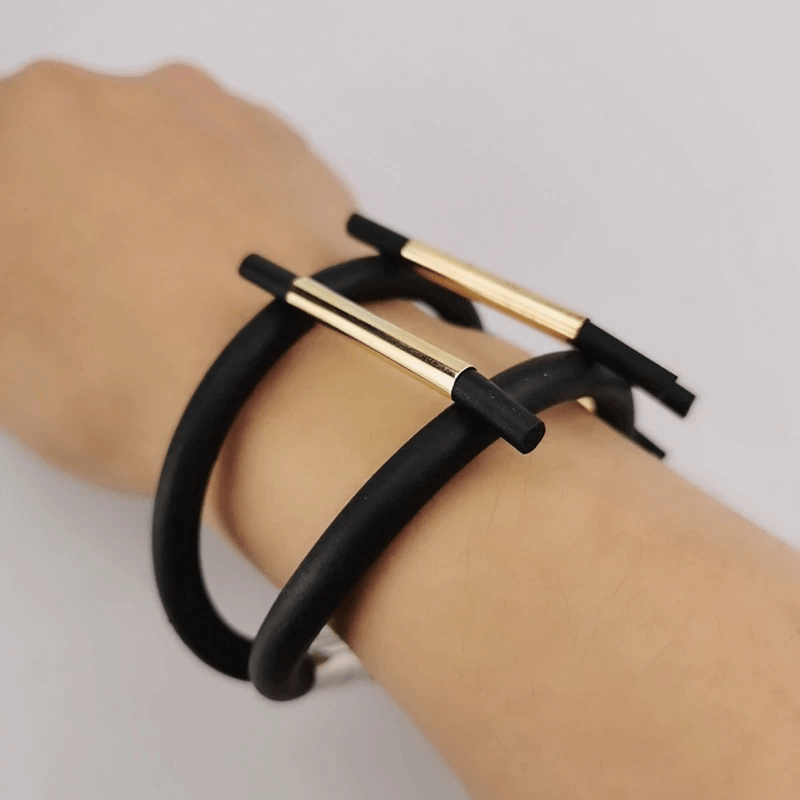Black Color Charm Bracelets With Magnetic Clasp / Punk Style Rubber Wide Bracelets