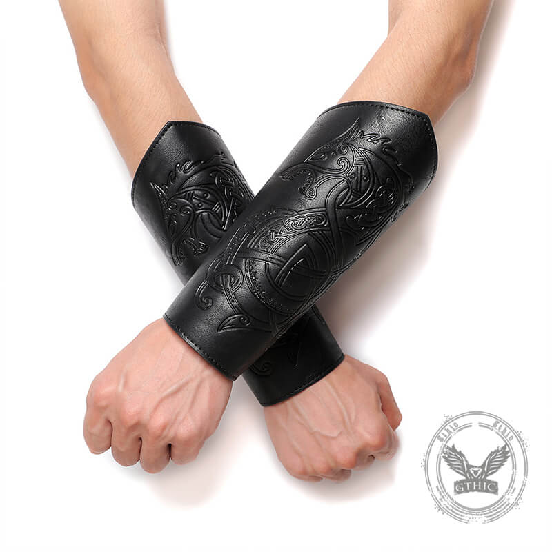 Medieval Retro Dragon Embossed Pu Leather Bracers