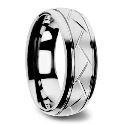 Metal Ring With Zigzag Pattern / and Rings in Black and Silver / Cool Jewelry