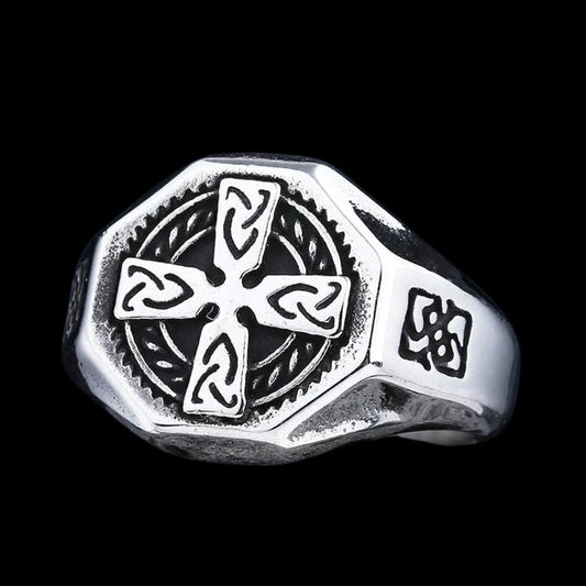 Viking Triquetra Cross Ring